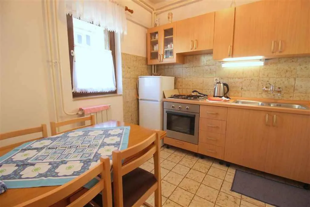 Apartment In Novigrad/Istrien 9390 Karpinjan