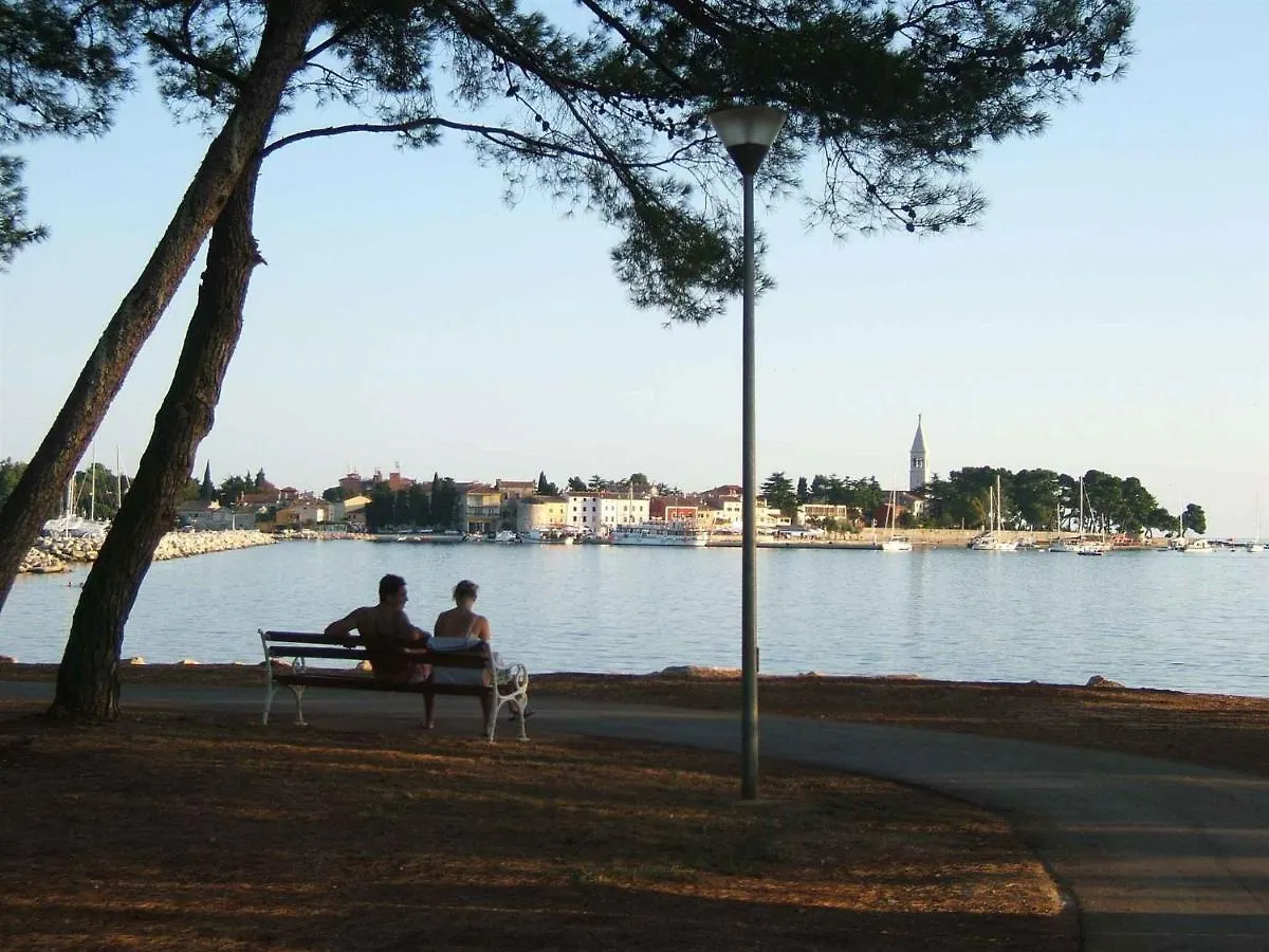 Apartment In Novigrad/Istrien 9390 Karpinjan Croatia