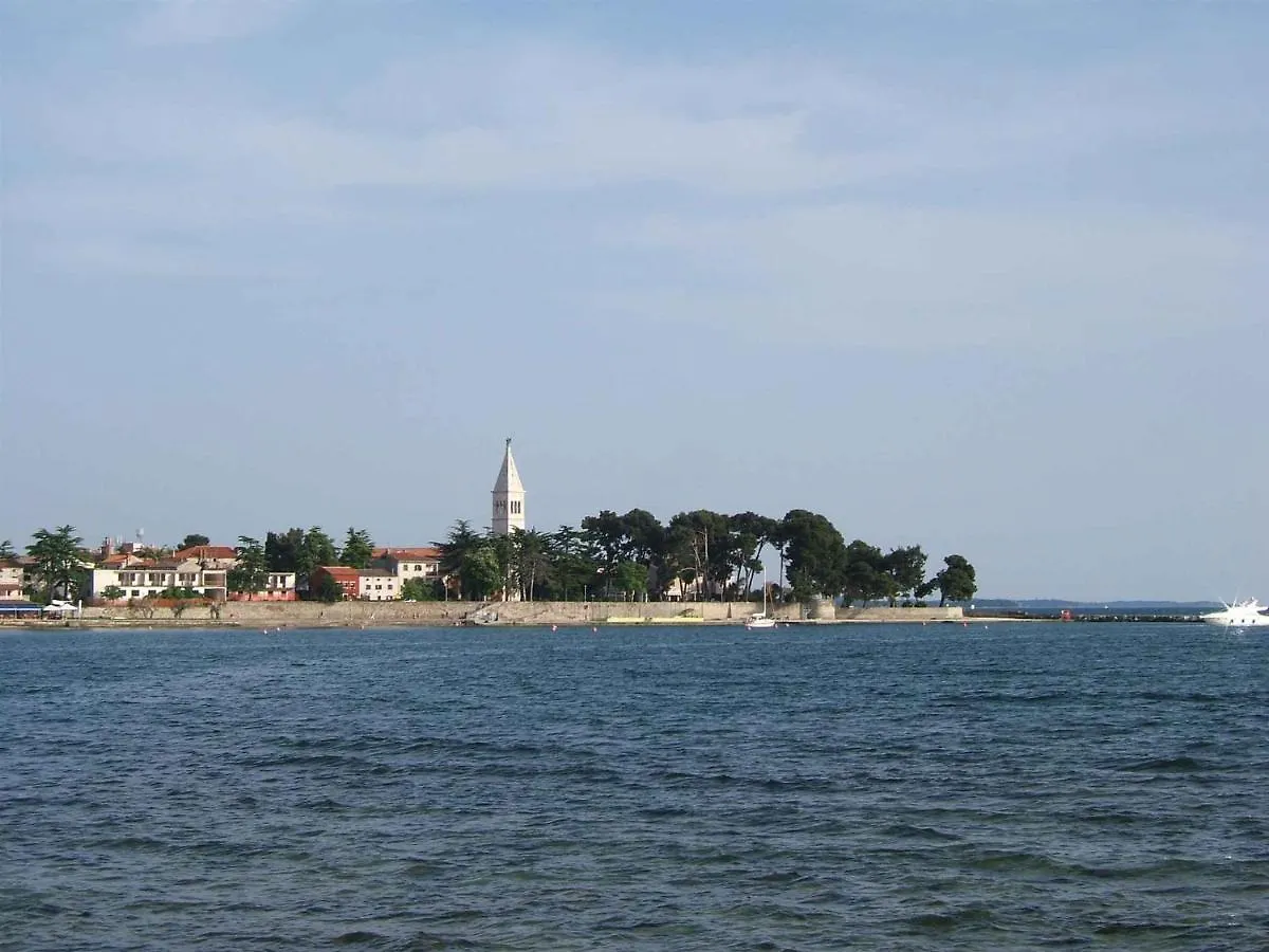 Apartment In Novigrad/Istrien 9390 Karpinjan 0*,